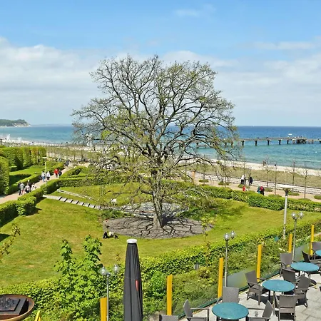 Appartementhaus Mit Meerblick Und Balkon In Goehren Hmli Homestay
