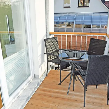 Appartementhaus Mit Meerblick Und Balkon In Goehren Hmli