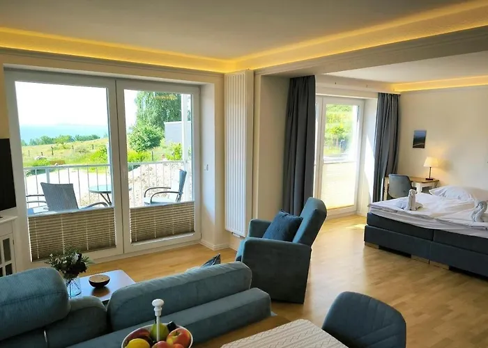 Séjour chez l'habitant Appartementhaus Mit Meerblick Und Balkon In Hmli *