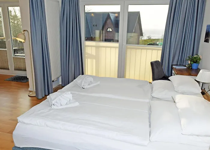 Appartementhaus Mit Meerblick Und Balkon In Hmli Séjour chez l'habitant